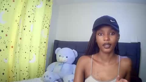 Snapshot of flirtyy_sheery chatting on 09/26/25, 04:16 sheery online show from 09/26/25, 04:16