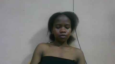 Snapshot of flora48230522373 chatting on 06/08/26, 03:23 flora48230522373 online show from 06/08/26, 03:23