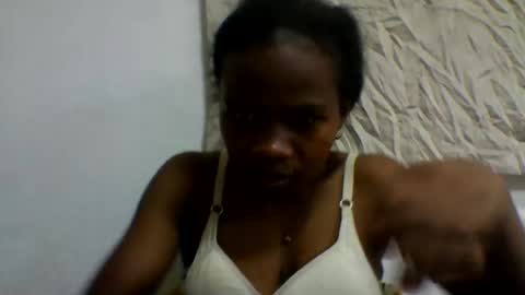 Snapshot of flora48230522373 chatting on 07/18/26, 11:36 flora48230522373 online show from 07/18/26, 11:36