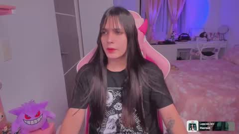 Snapshot of flora_angelical chatting on 11/05/25, 07:30 Angel online show from 11/05/25, 07:30