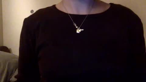 Snapshot of floraexploration chatting on 12/23/24, 09:29 floraexploration online show from 12/23/24, 09:29