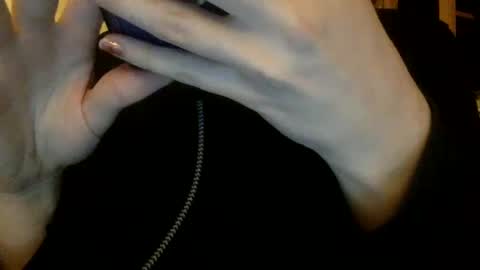 Snapshot of floraexploration chatting on 01/02/25, 08:13 floraexploration online show from 01/02/25, 08:13