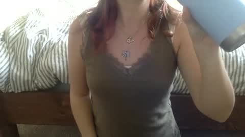 Snapshot of floraexploration chatting on 03/01/25, 10:53 floraexploration online show from 03/01/25, 10:53