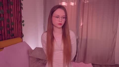 Snapshot of floralarsson chatting on 04/30/26, 04:19 hey there guys im Flora no not the one from WInx. But I love magical stuff and especially I love nature. I dont know I thin online show from 04/30/26, 04:19