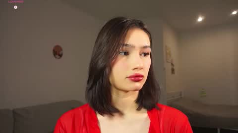 Viola online show from 11/08/25, 04:34