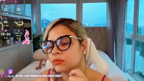 Snapshot of florence_ford chatting on 06/17/26, 11:12 Florence Ford online show from 06/17/26, 11:12