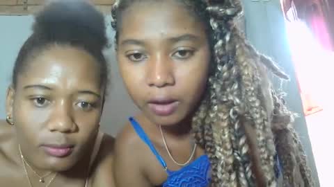 florencia011 online show from 01/25/25, 12:47