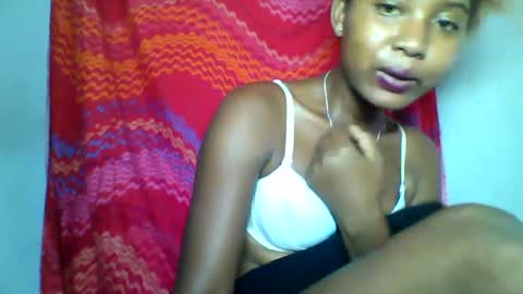 florencia011 online show from 01/29/25, 06:43