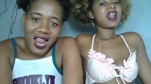 florencia011 online show from 02/07/25, 02:58