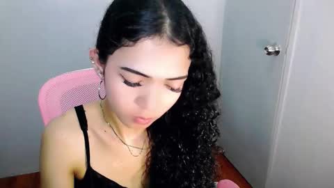 Snapshot of florentemicabalo chatting on 03/12/26, 07:36 IM MICA online show from 03/12/26, 07:36