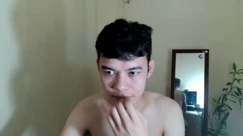 floriankeirxx_ online show from 10/23/25, 01:49