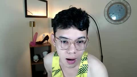 floriankeirxx_ online show from 10/24/25, 12:30