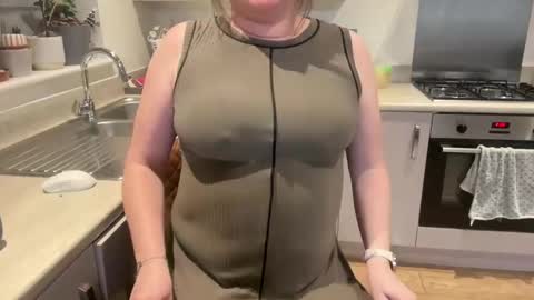 flossyishot online show from 04/04/26, 08:39