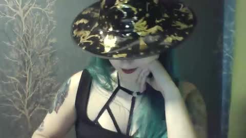 Ambika 3 online show from 10/30/25, 09:55