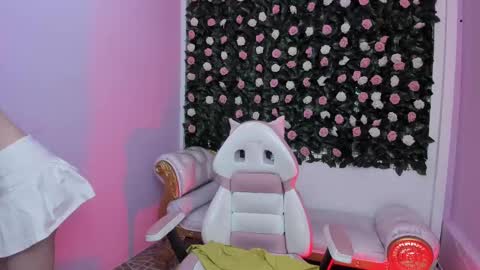 Dulce online show from 03/02/25, 01:05