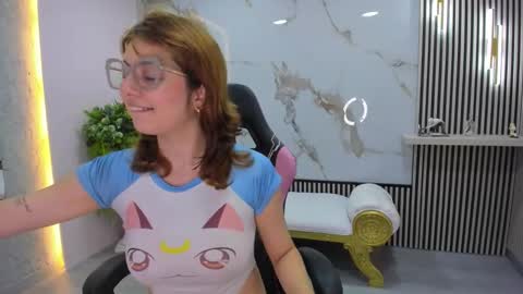 Dulce online show from 09/15/25, 10:37