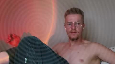 Alexander online show from 10/18/25, 04:15