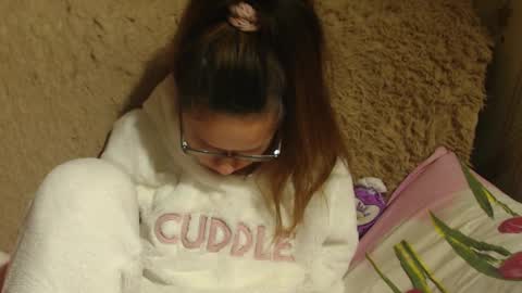 say meow and send tip  online show from 12/16/24, 02:25