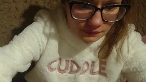 say meow and send tip  online show from 12/18/24, 10:57