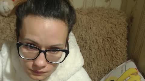 say meow and send tip  online show from 12/28/24, 01:18