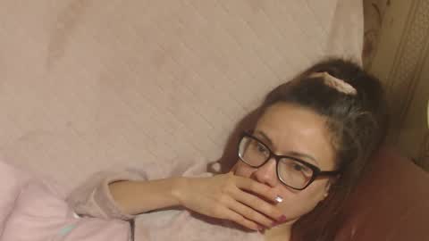 say meow and send tip  online show from 11/15/25, 12:13