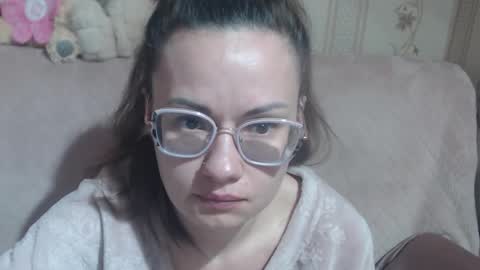 Snapshot of flowercandydoll chatting on 03/28/26, 11:10 say meow and send tip online show from 03/28/26, 11:10