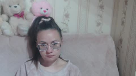 Snapshot of flowercandydoll chatting on 04/24/26, 08:28 say meow and send tip online show from 04/24/26, 08:28