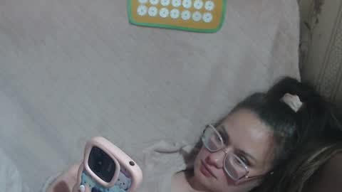 Snapshot of flowercandydoll13 chatting on 04/25/26, 01:41 say meow and send tip online show from 04/25/26, 01:41
