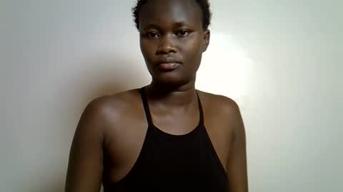 flowerdiva002 online show from 10/29/25, 07:21