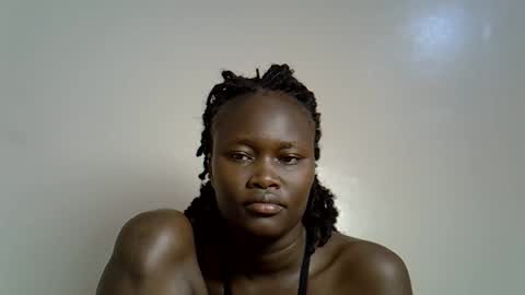 flowerdiva002 online show from 11/19/25, 07:08