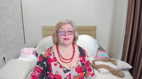 Flowerlower online show from 02/11/25, 07:02