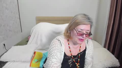 Flowerlower online show from 02/13/25, 04:22