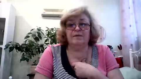 Flowerlower online show from 02/16/25, 05:37