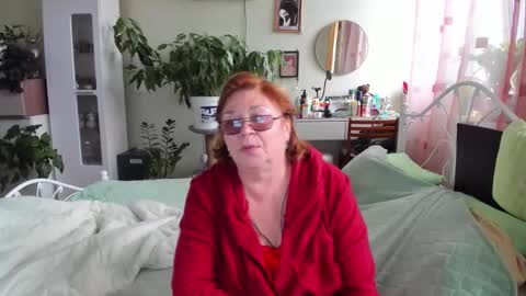 Flowerlower online show from 09/17/25, 06:48