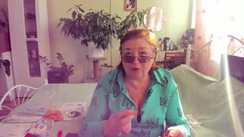 Flowerlower online show from 10/09/25, 11:08