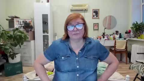 Flowerlower online show from 12/18/25, 12:55