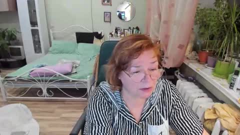 Flowerlower online show from 02/05/26, 06:56