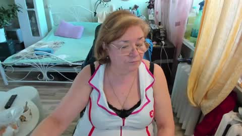 Flowerlower online show from 05/05/26, 07:27