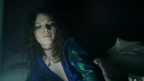 Emmy online show from 12/04/25, 07:11