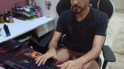 Snapshot of flowthefun chatting on 07/03/26, 12:28 flowthefun online show from 07/03/26, 12:28