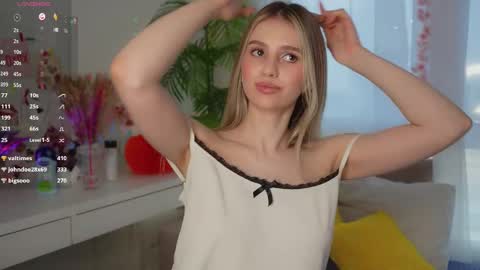 Adeline online show from 03/12/25, 11:42