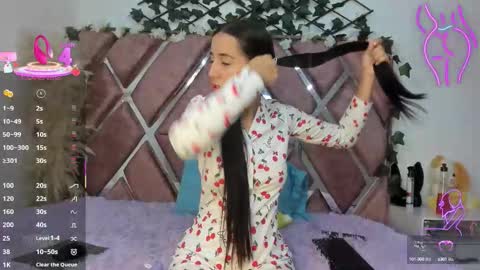 Flufi 740 online show from 09/25/25, 10:52