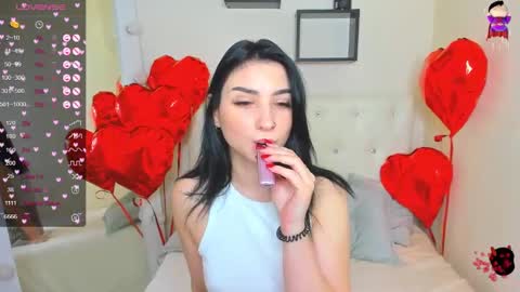 Lina online show from 03/01/25, 11:37