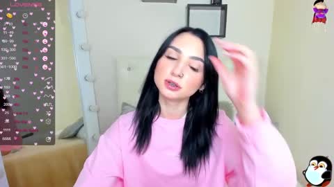 Lina online show from 03/10/25, 11:38