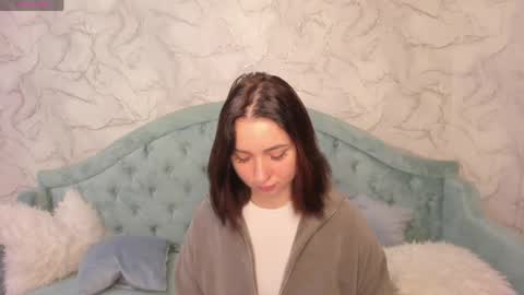 Lina online show from 04/13/26, 01:00