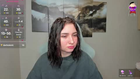 Lina online show from 05/13/26, 01:03