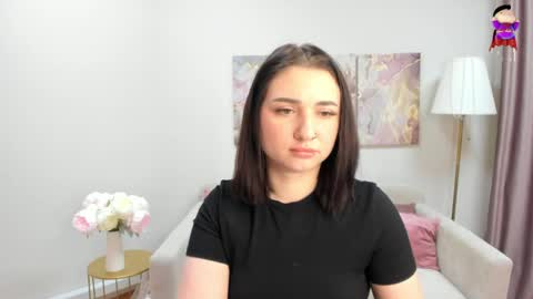 Lina online show from 05/14/26, 12:17
