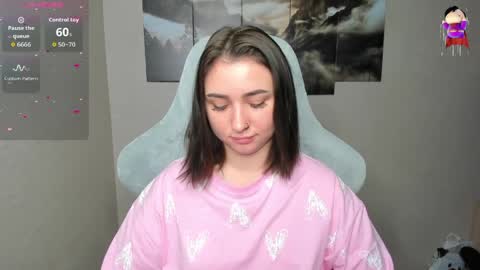 Lina online show from 05/26/26, 01:01