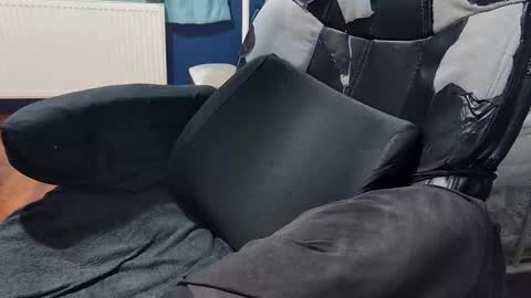 FlyDirty online show from 03/01/25, 11:04