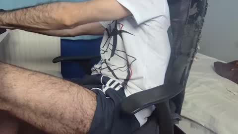 FlyDirty online show from 10/24/25, 09:49